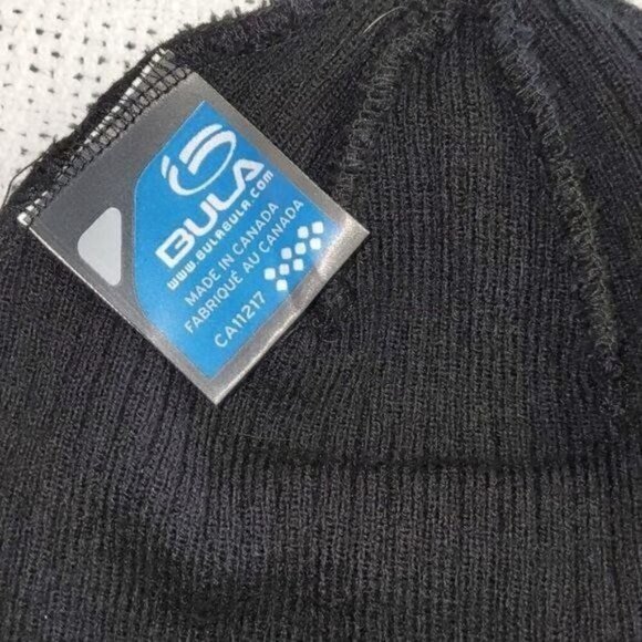 Bula‎ Black Embroidered Logo "B" Ski Beanie Hat - Picture 5 of 6